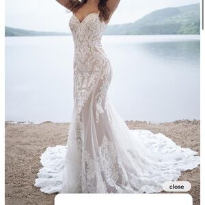 Maggie sottero size 8 wedding dress!